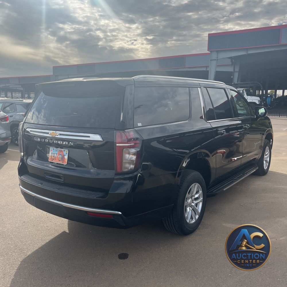 2024 Chevrolet Suburban LS