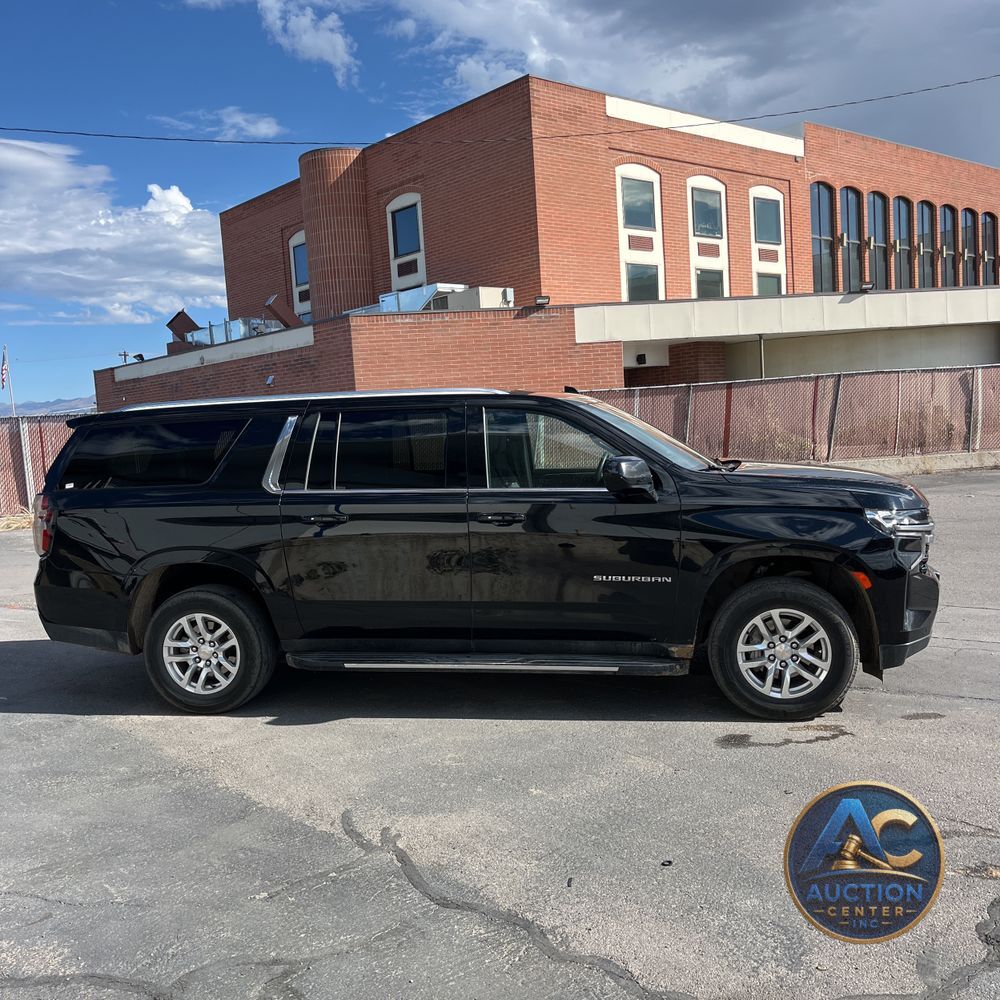 2024 Chevrolet Suburban LS