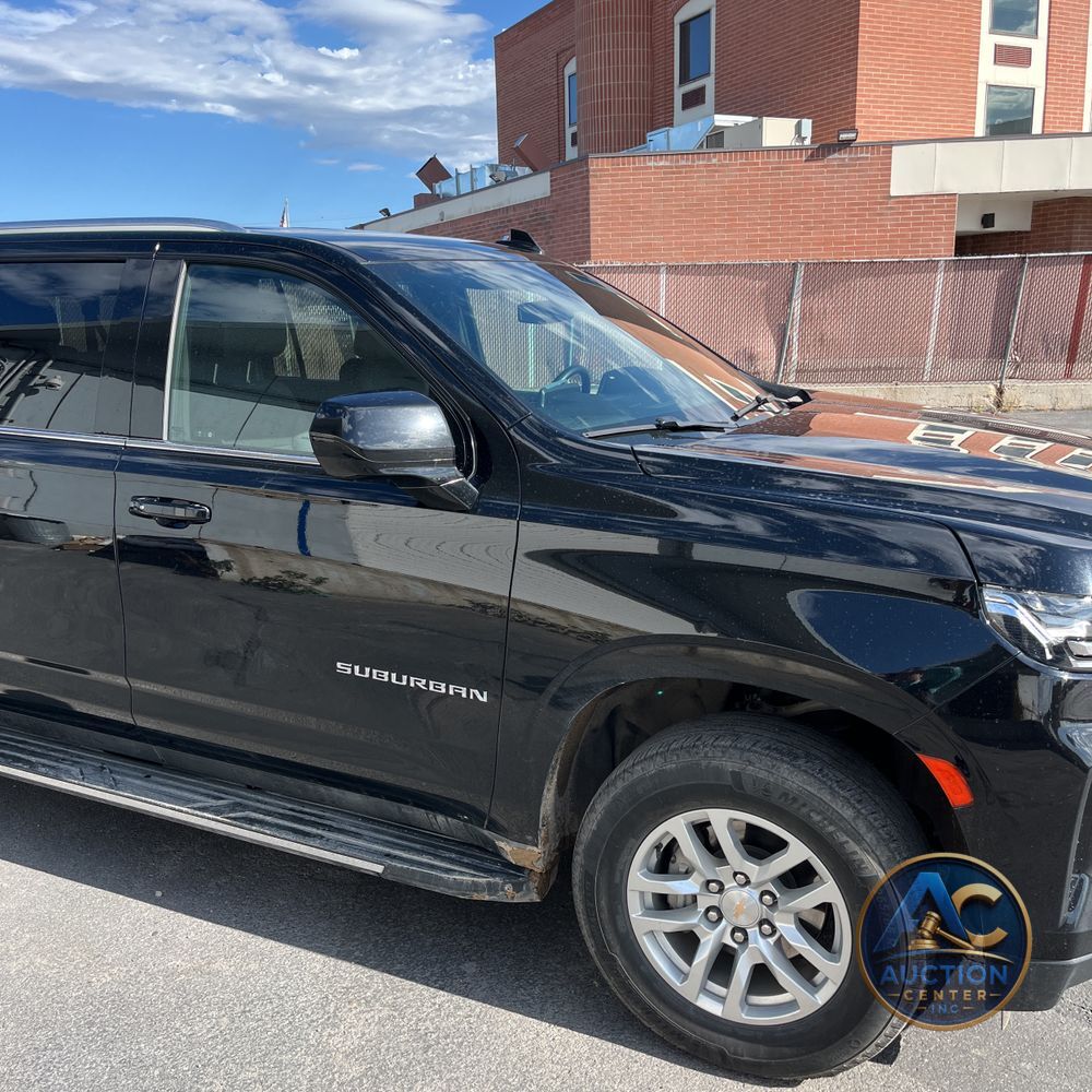 2024 Chevrolet Suburban LS