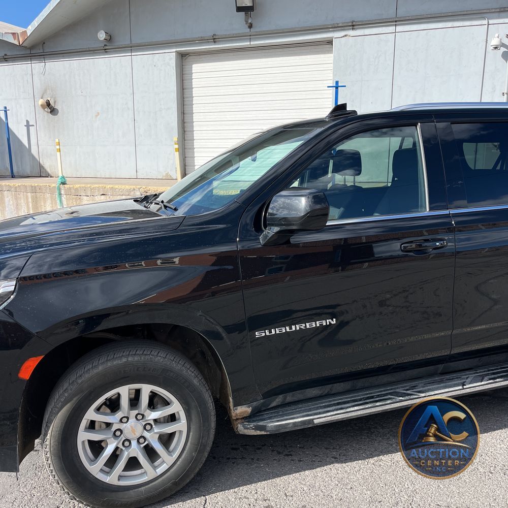 2024 Chevrolet Suburban LS