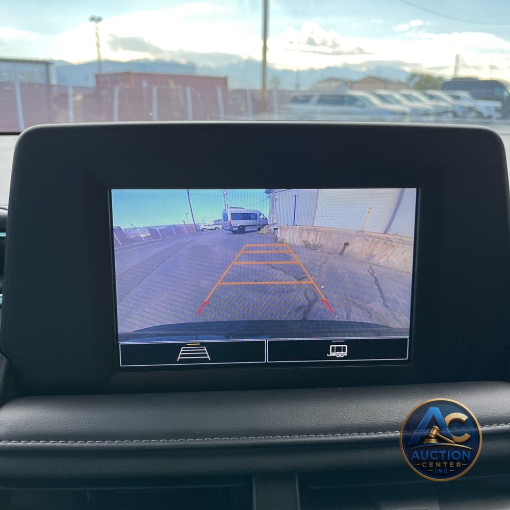 2024 Chevrolet Suburban LS