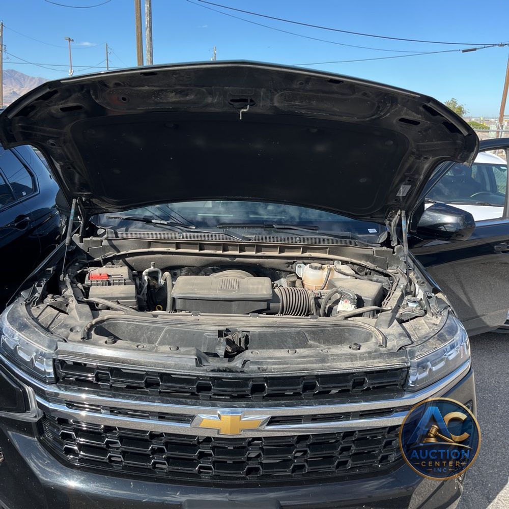 2024 Chevrolet Suburban LS