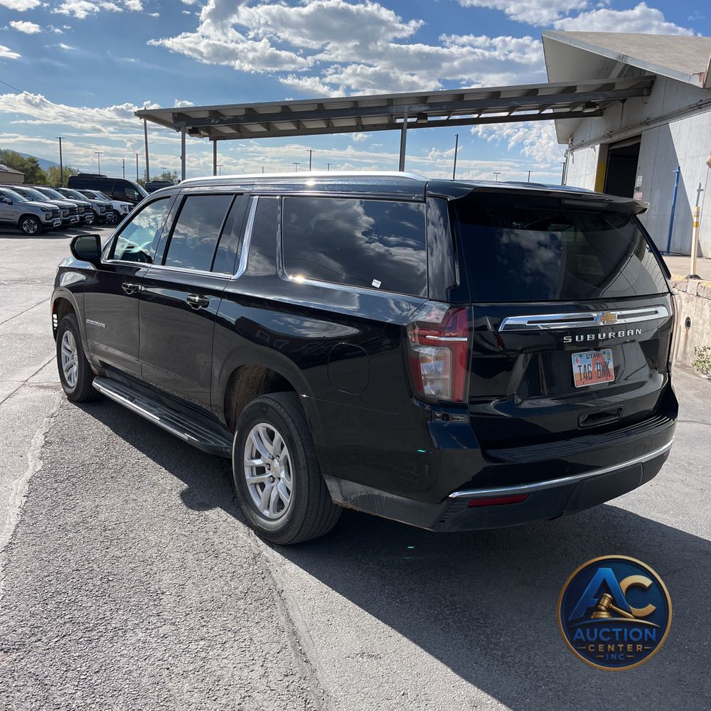 2024 Chevrolet Suburban LS