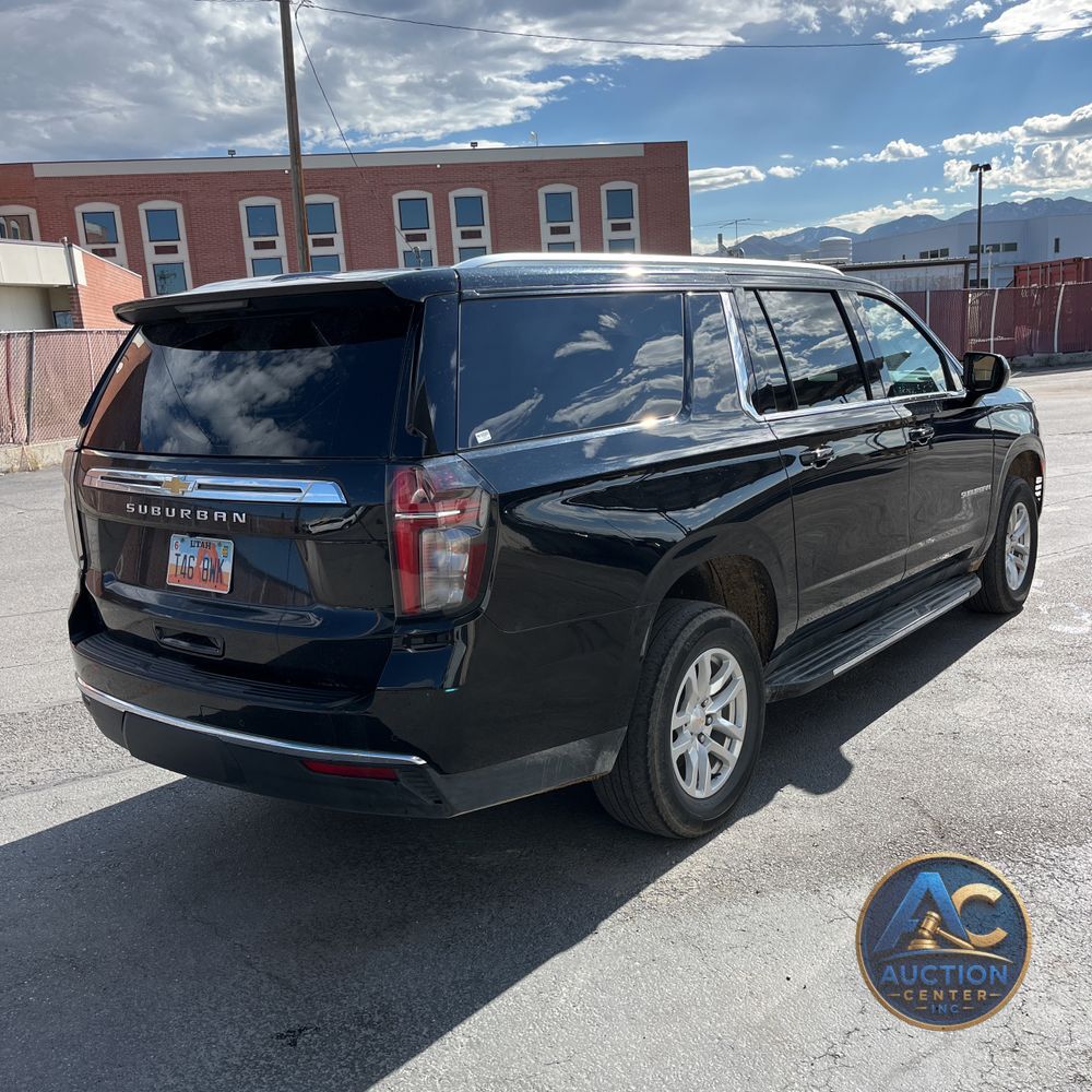 2024 Chevrolet Suburban LS