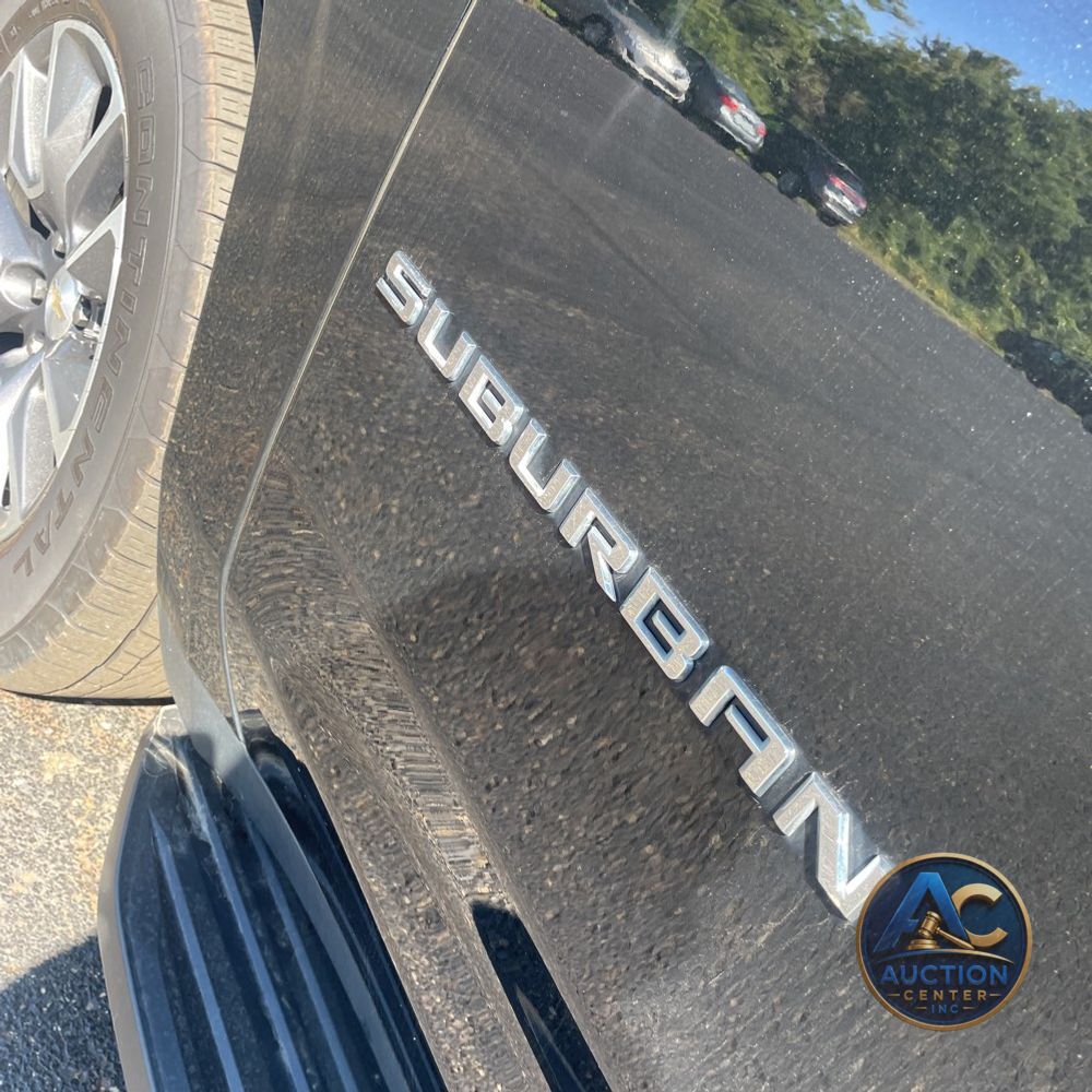 2023 Chevrolet Suburban LS