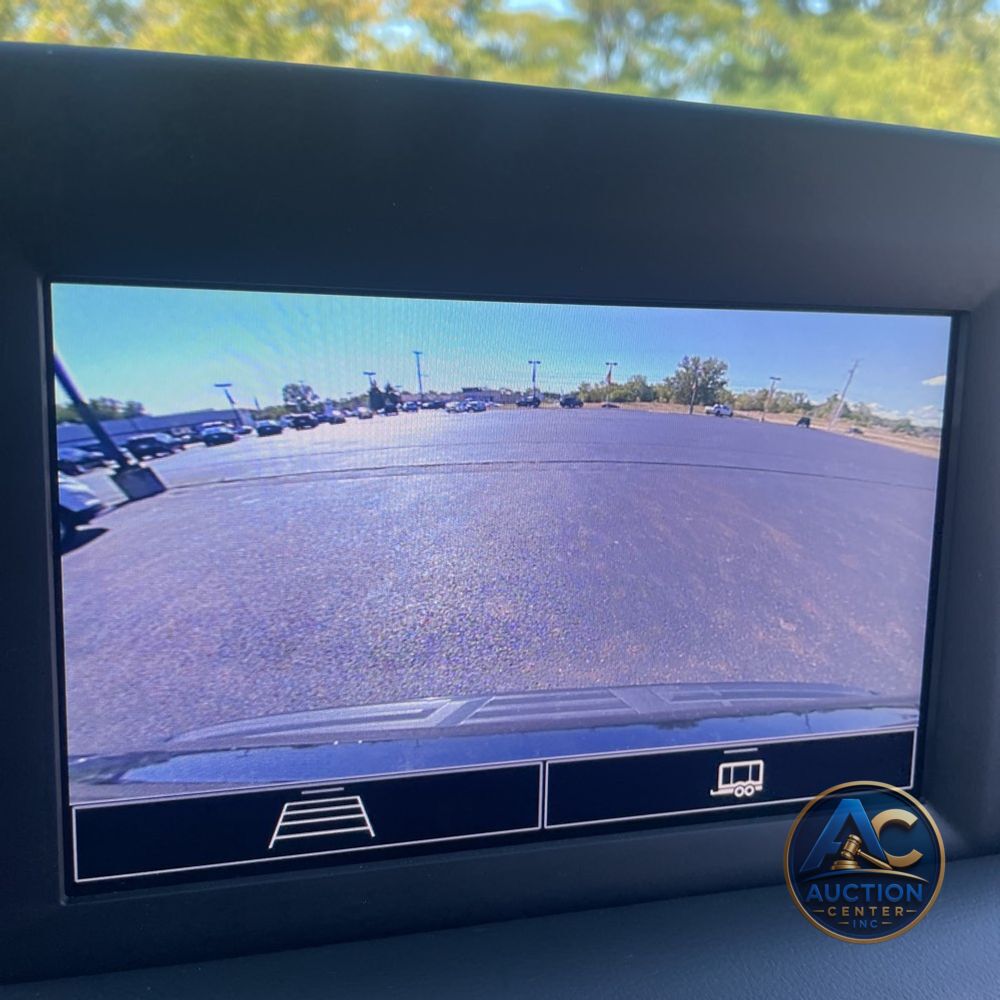 2023 Chevrolet Suburban LS