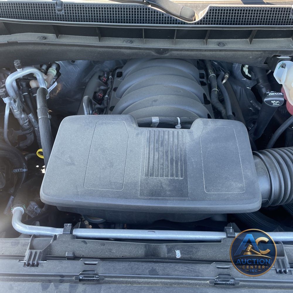 2023 Chevrolet Suburban LS