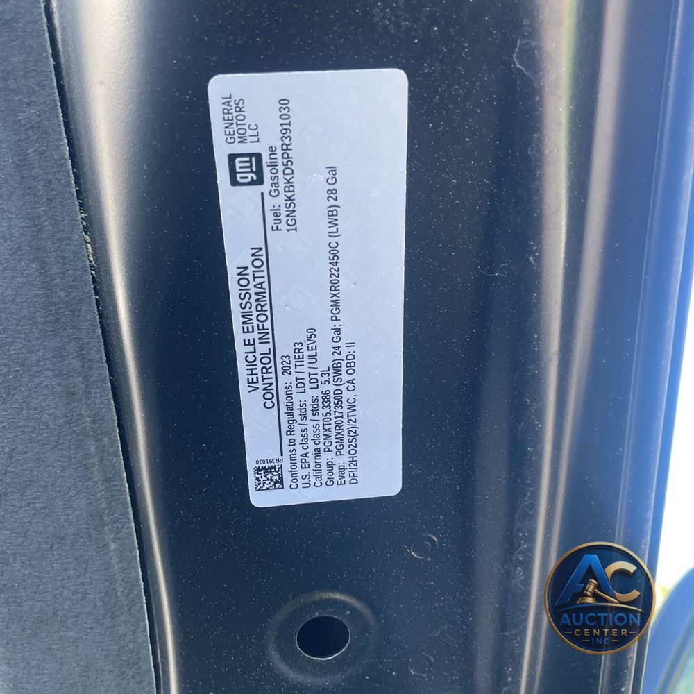 2023 Chevrolet Suburban LS