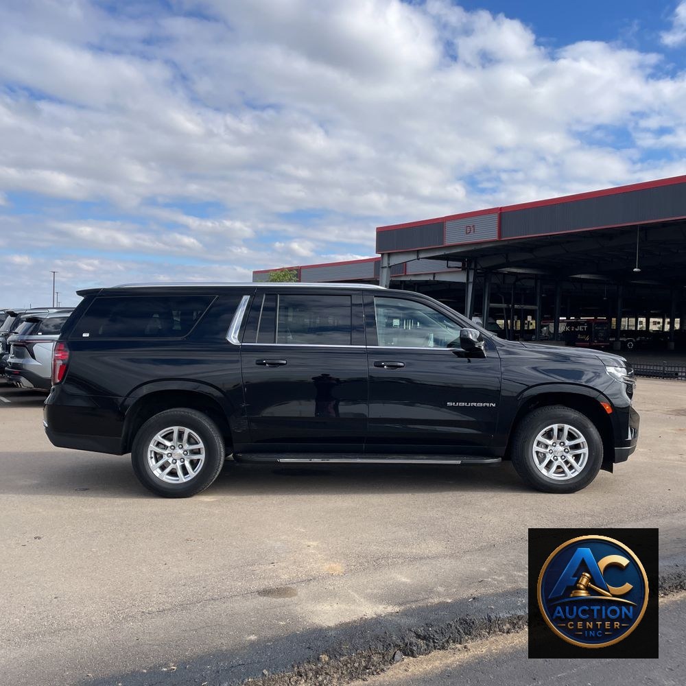 2024 Chevrolet Suburban LS