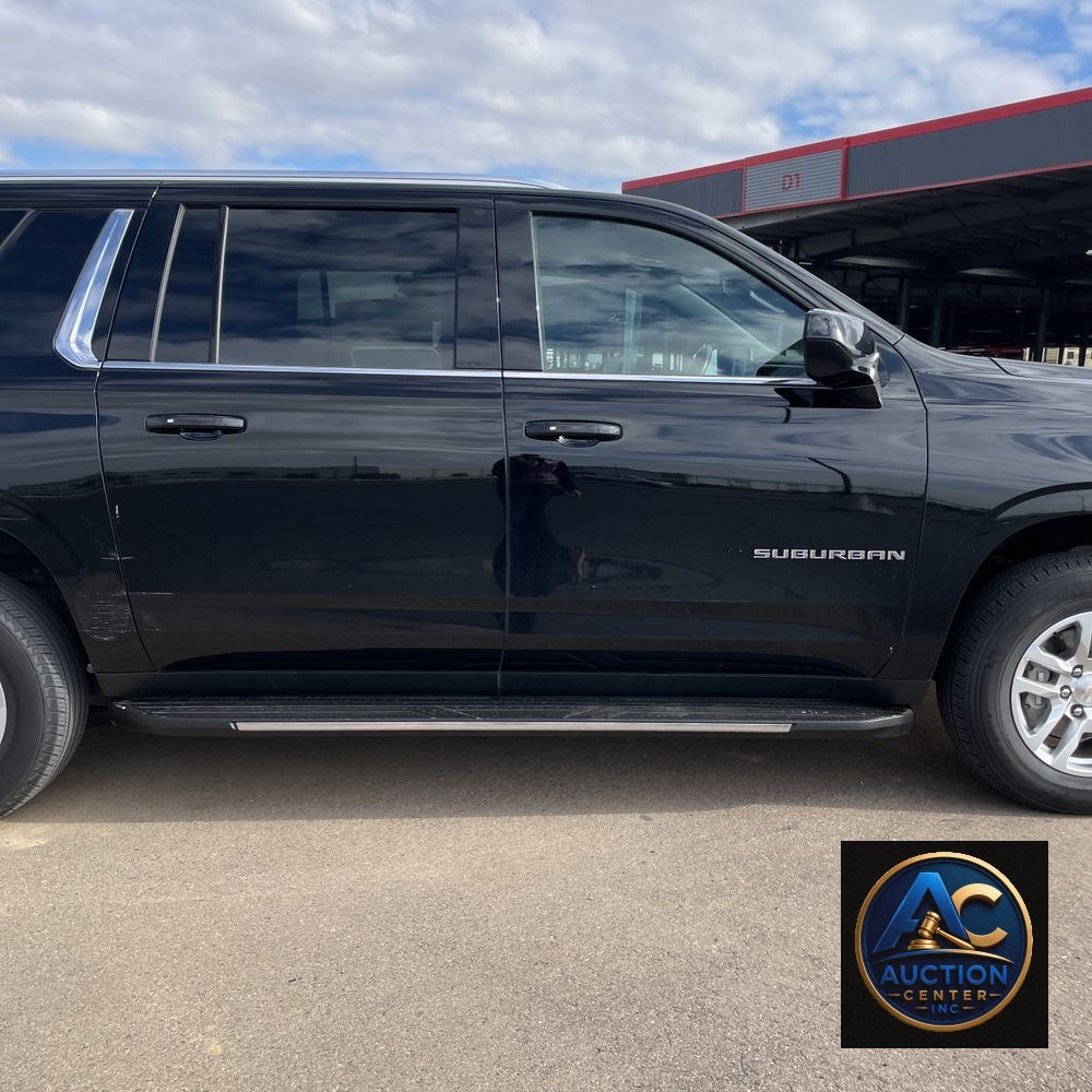 2024 Chevrolet Suburban LS