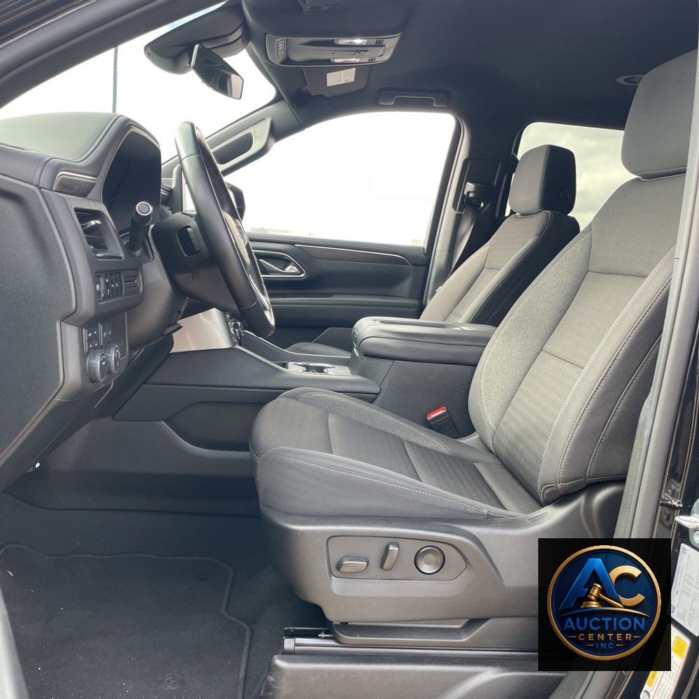 2024 Chevrolet Suburban LS