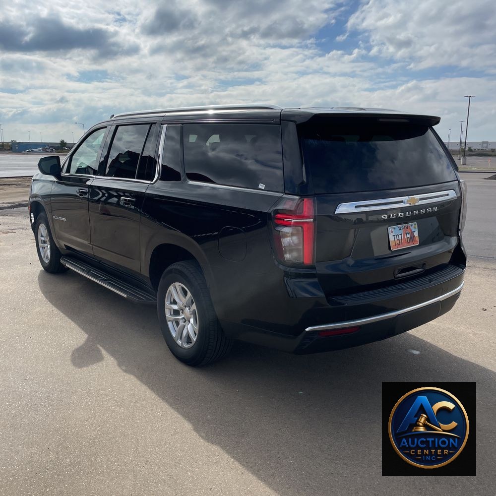 2024 Chevrolet Suburban LS