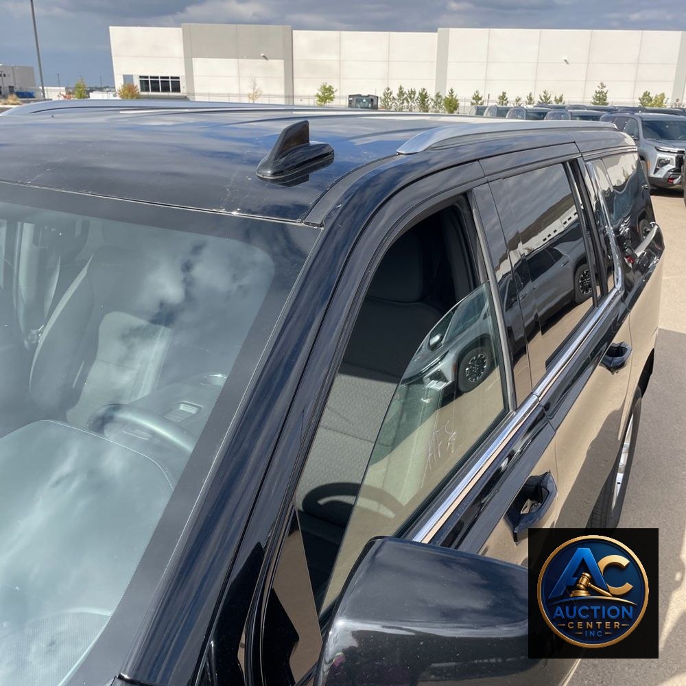 2024 Chevrolet Suburban LS