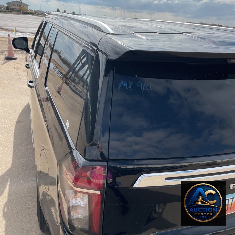 2024 Chevrolet Suburban LS