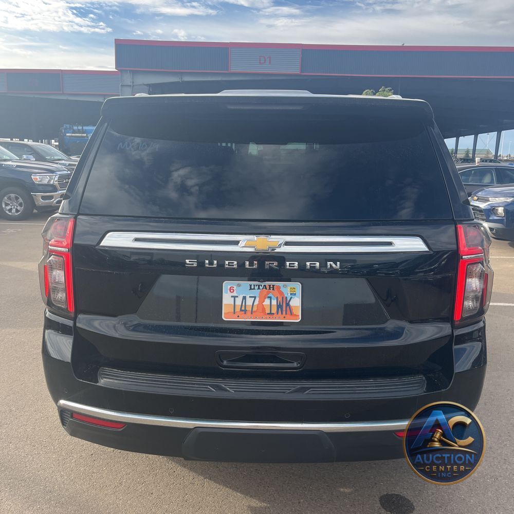 2024 Chevrolet Suburban LS