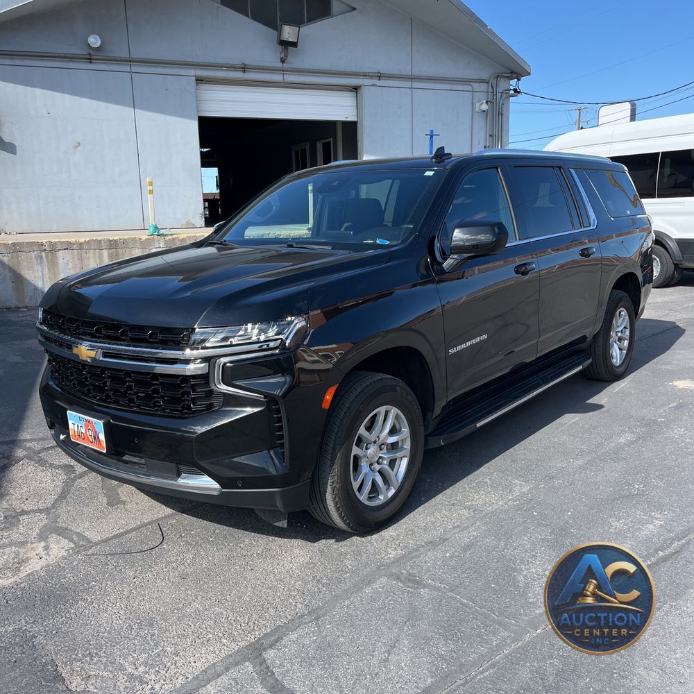 2024 Chevrolet Suburban LS