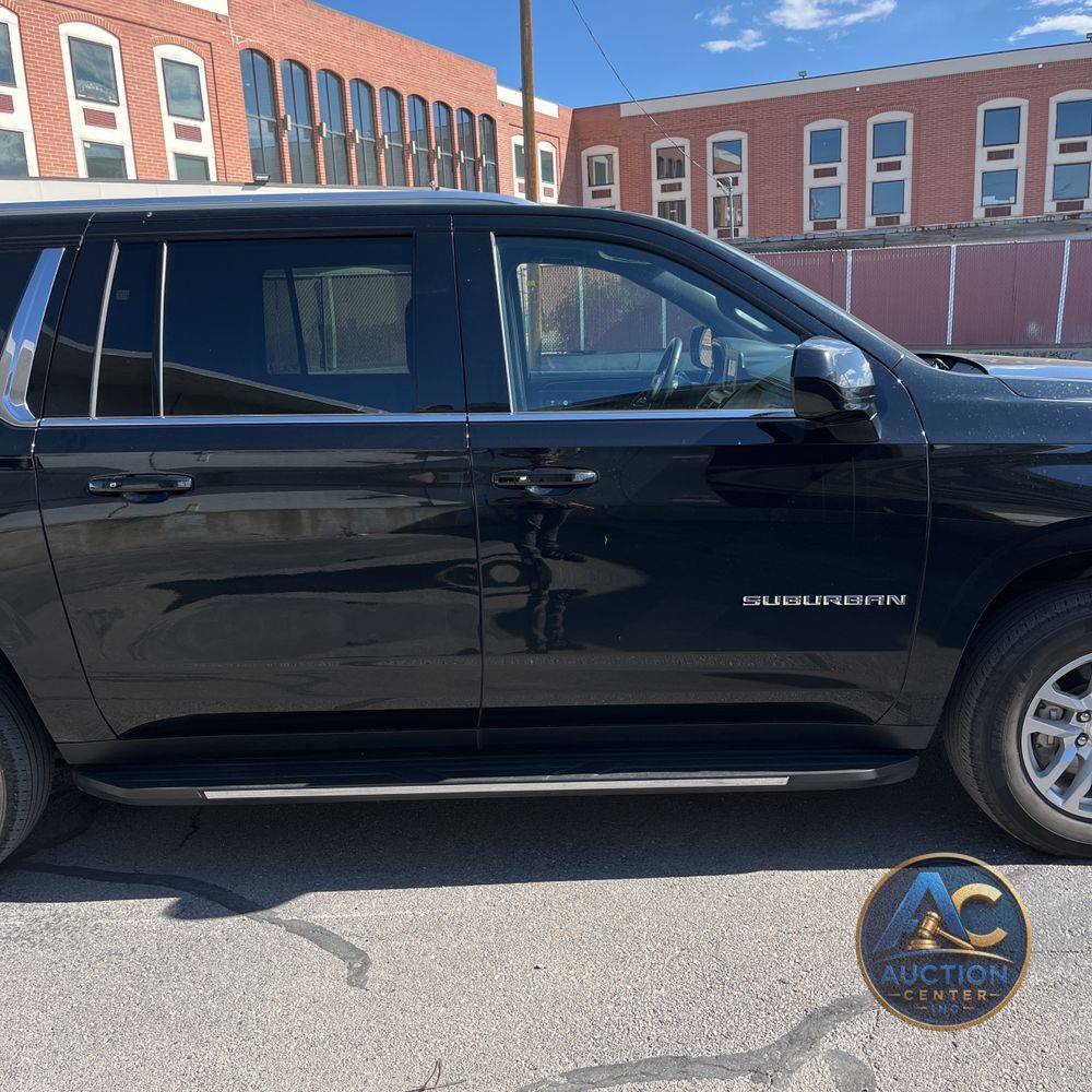 2024 Chevrolet Suburban LS