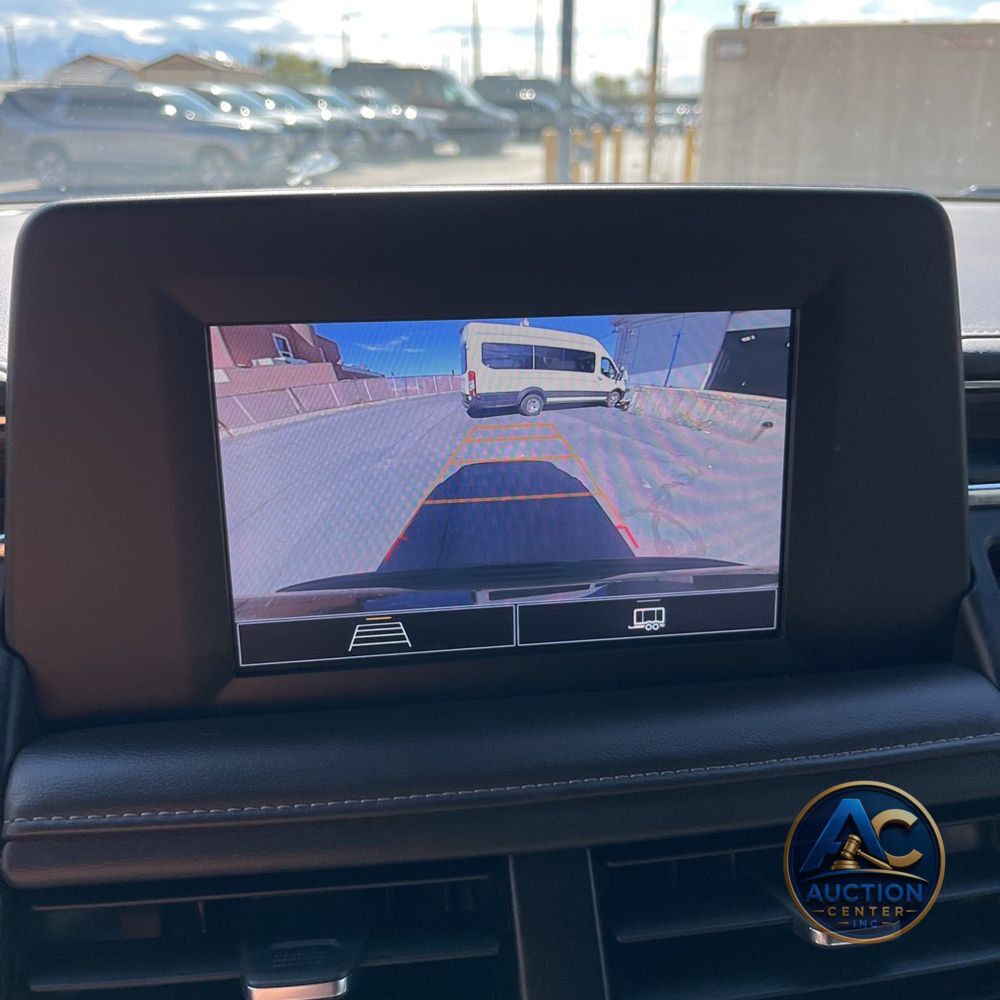 2024 Chevrolet Suburban LS