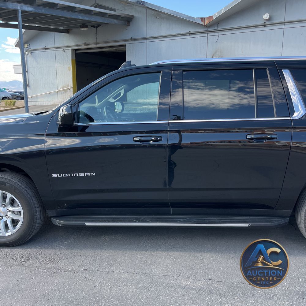2024 Chevrolet Suburban LS