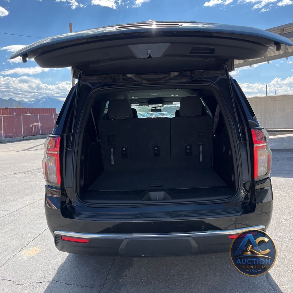 2024 Chevrolet Suburban LS