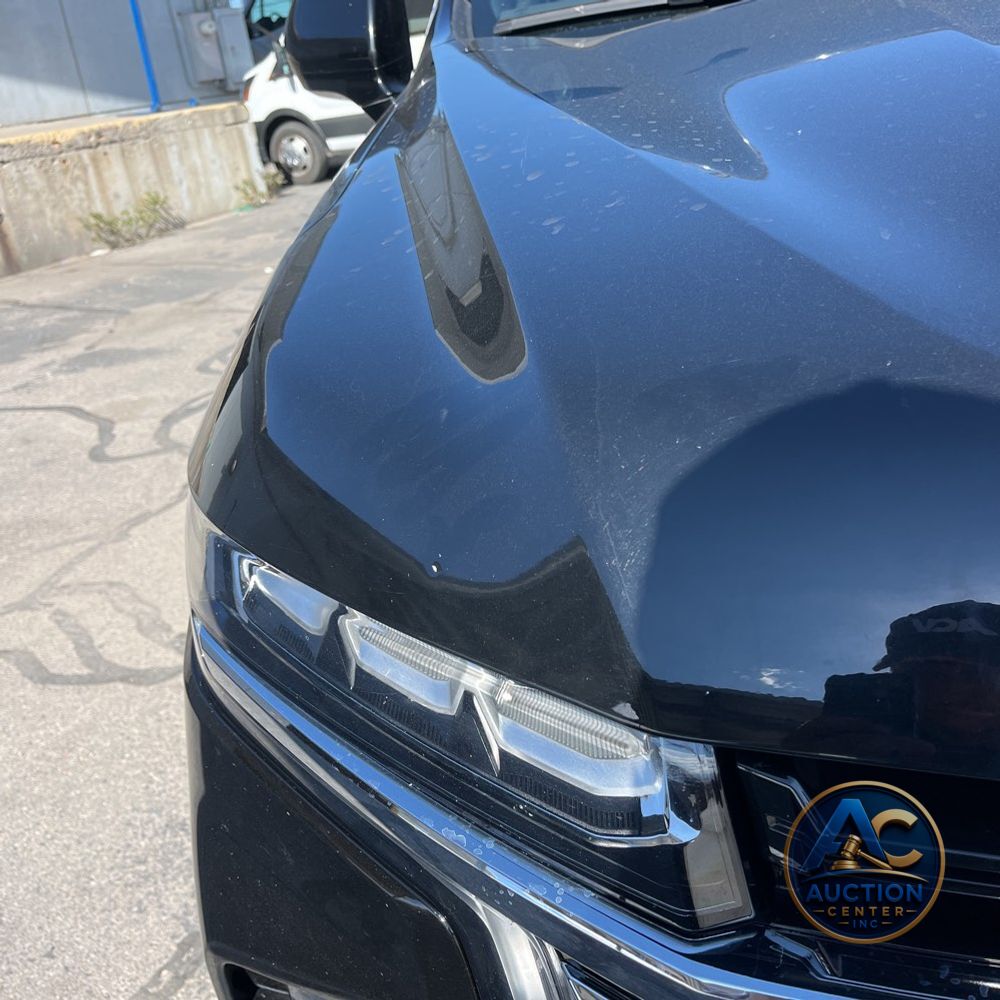 2024 Chevrolet Suburban LS