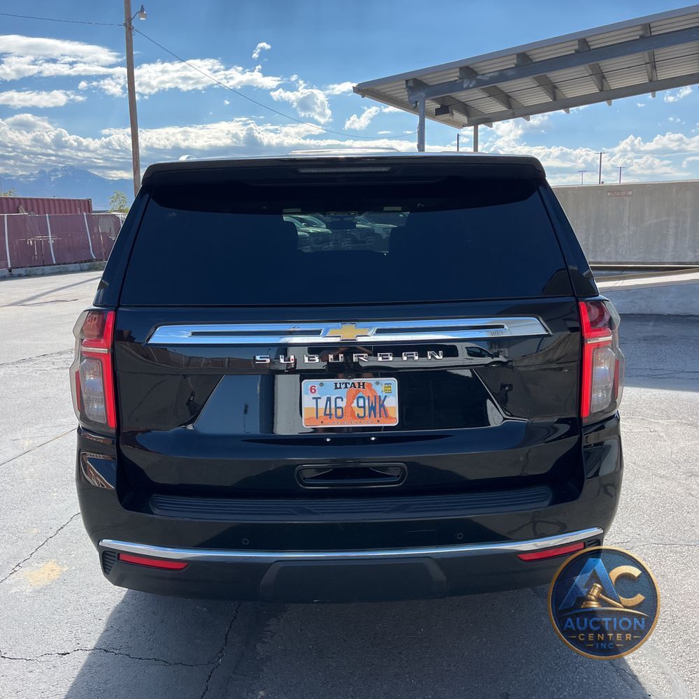 2024 Chevrolet Suburban LS
