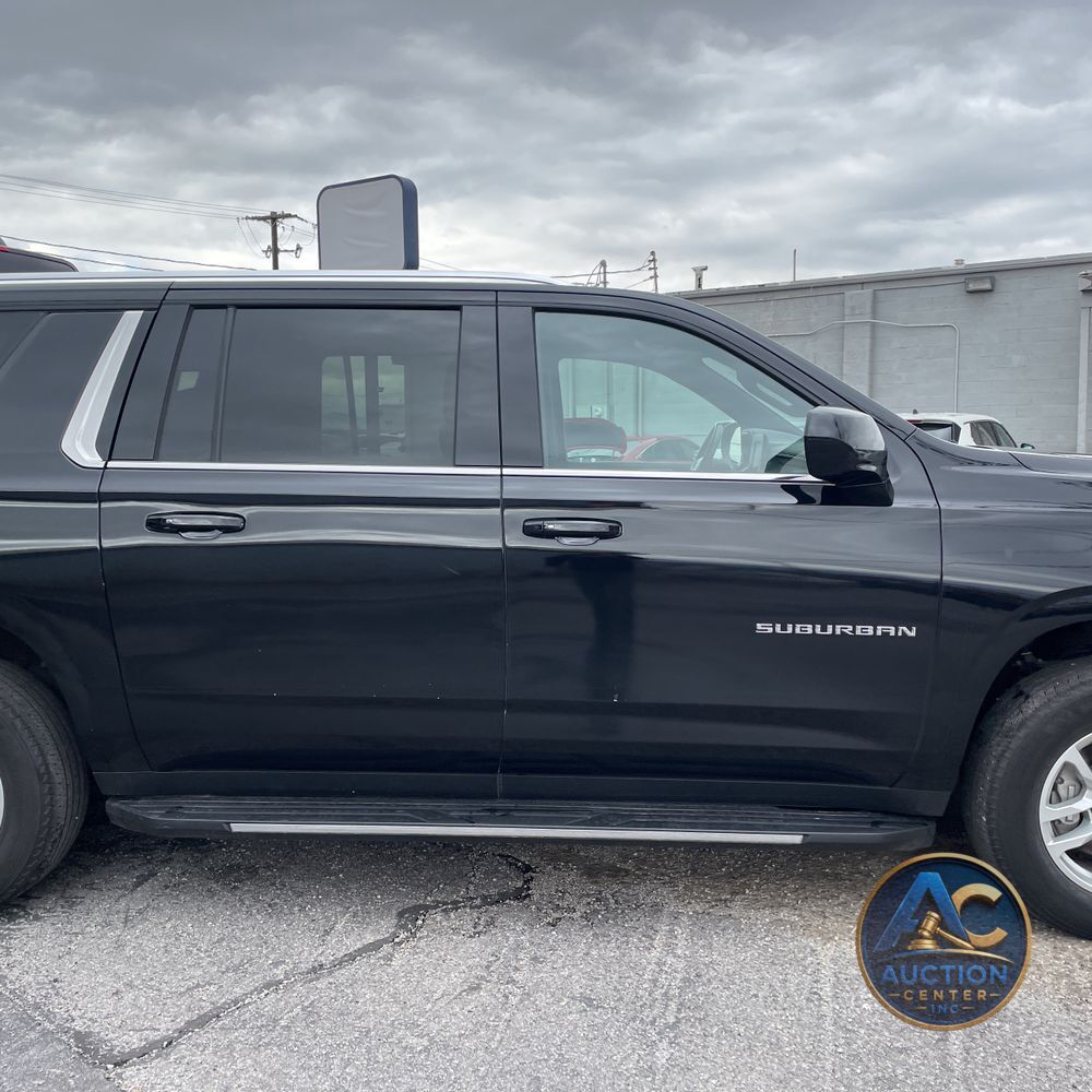 2024 Chevrolet Suburban LS