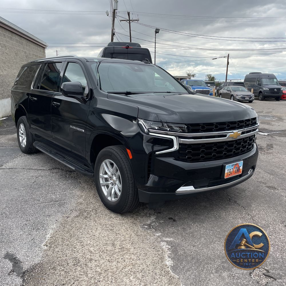 2024 Chevrolet Suburban LS