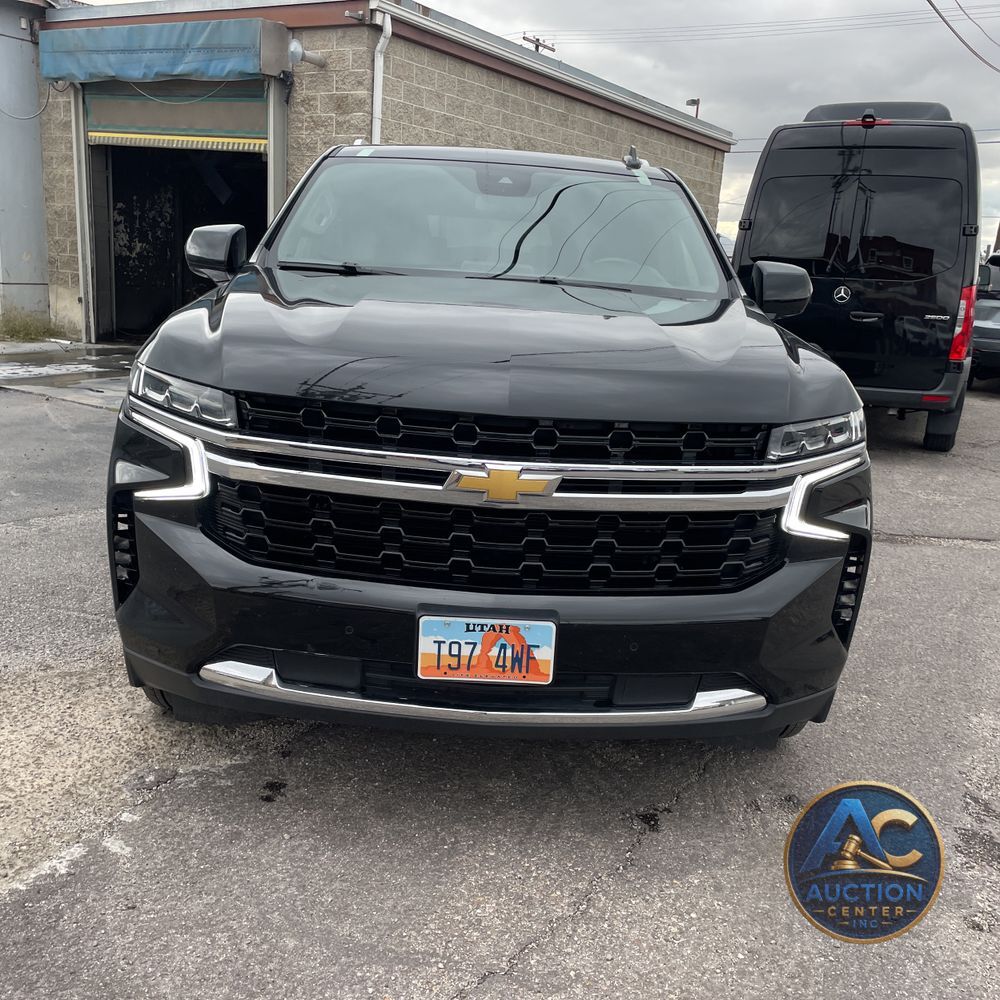 2024 Chevrolet Suburban LS