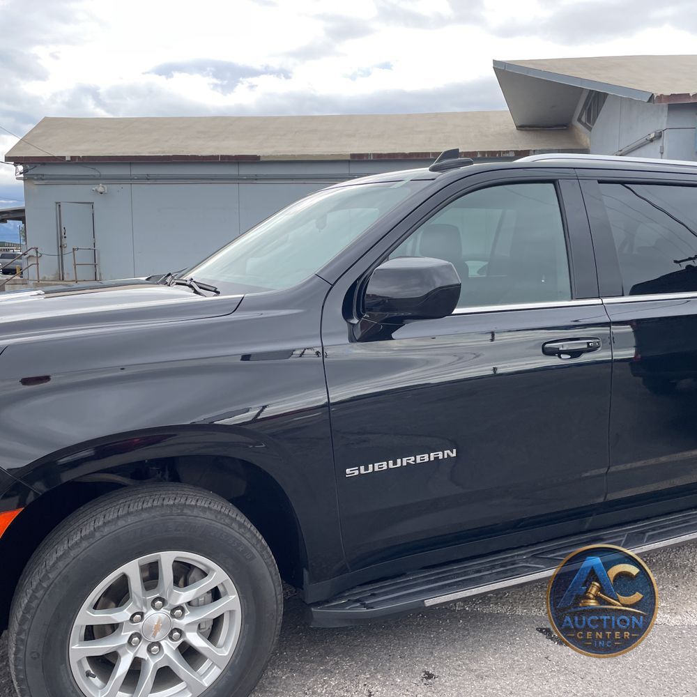 2024 Chevrolet Suburban LS
