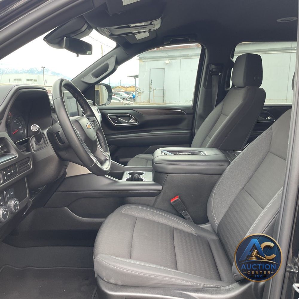 2024 Chevrolet Suburban LS