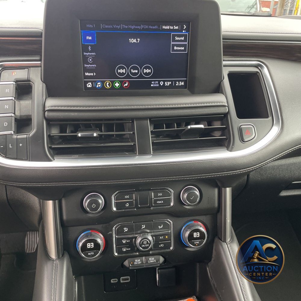 2024 Chevrolet Suburban LS