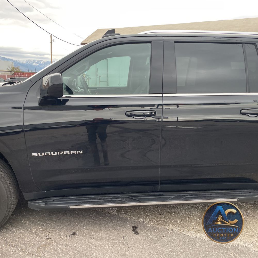 2024 Chevrolet Suburban LS