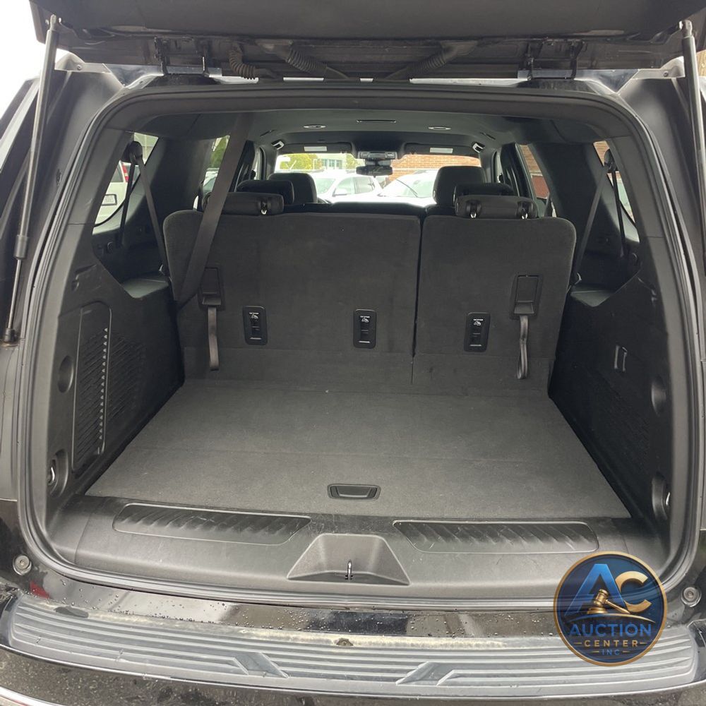 2024 Chevrolet Suburban LS