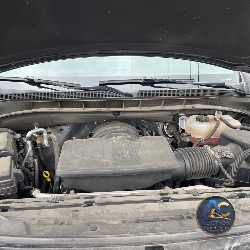 2024 Chevrolet Suburban LS