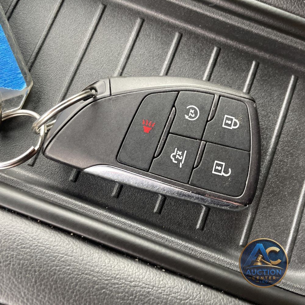 2024 Chevrolet Suburban LS