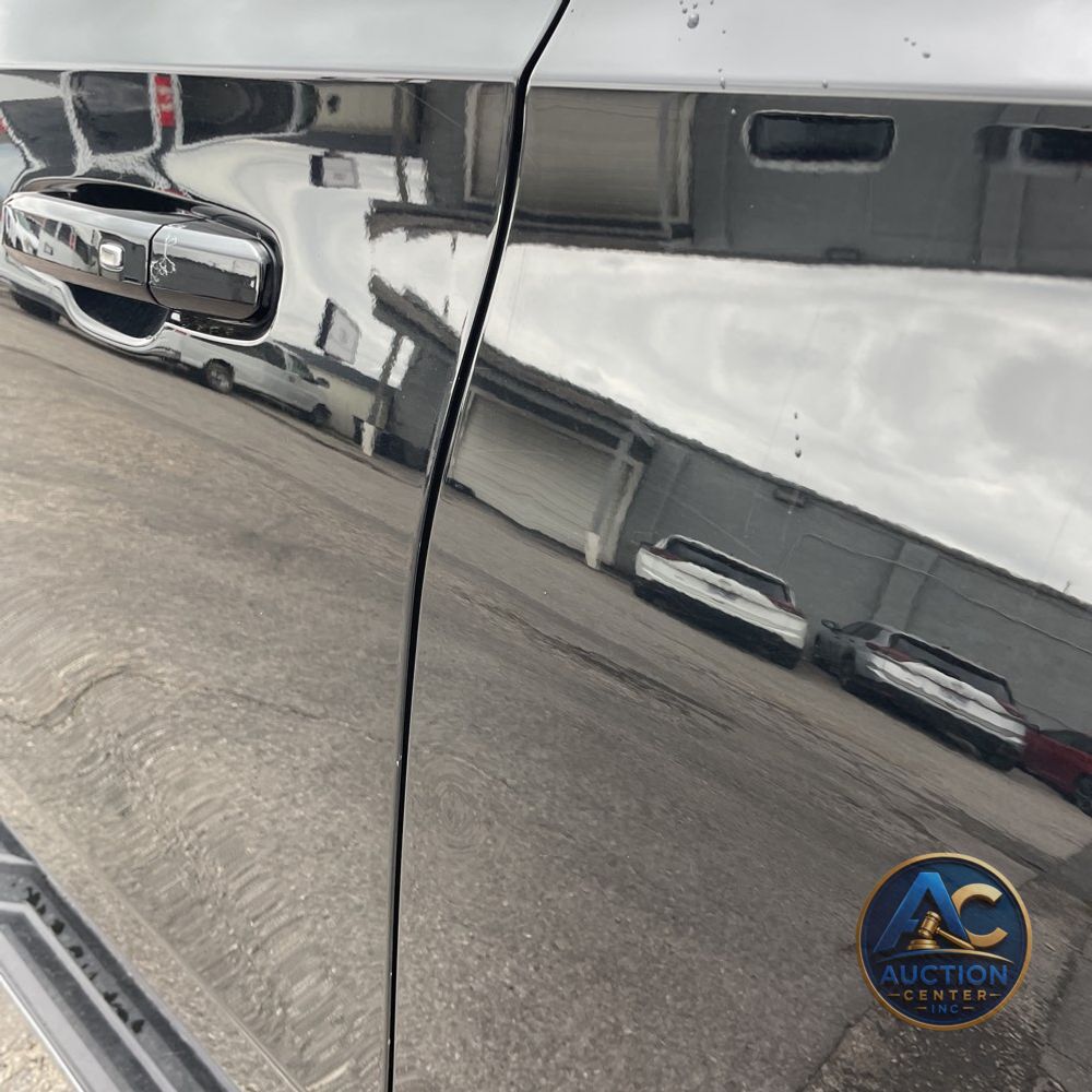 2024 Chevrolet Suburban LS