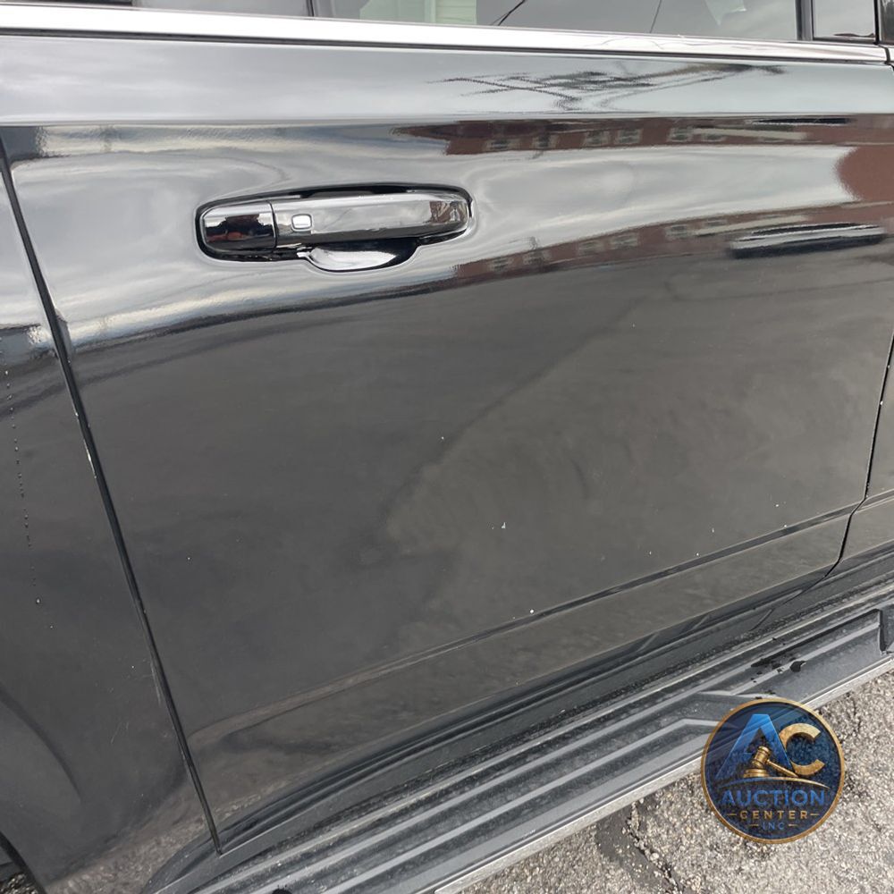 2024 Chevrolet Suburban LS
