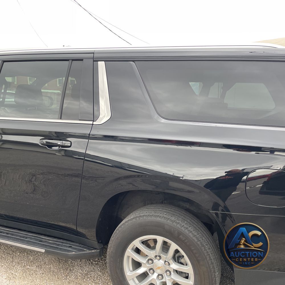 2024 Chevrolet Suburban LS