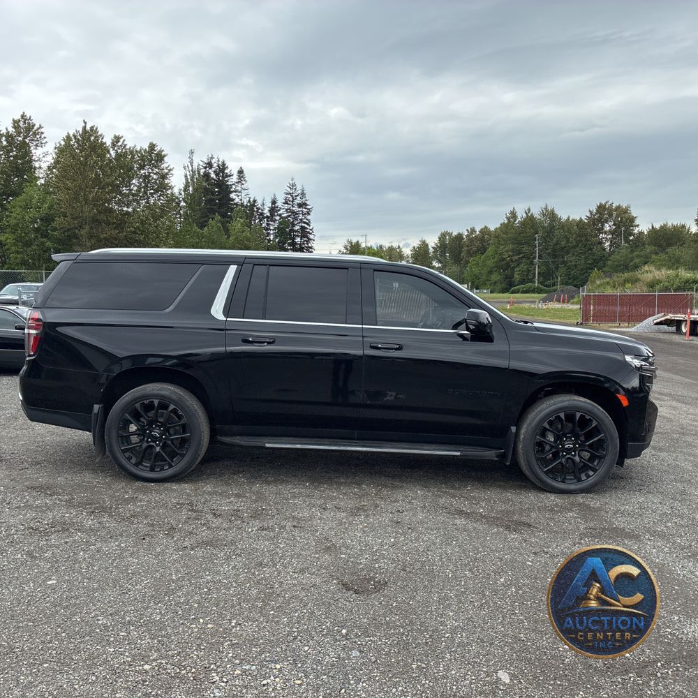 2024 Chevrolet Suburban 1500 LT