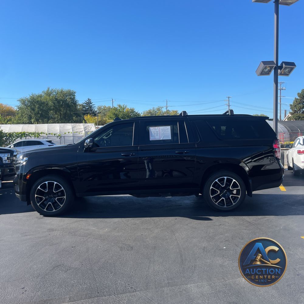 2022 Chevrolet Suburban RST