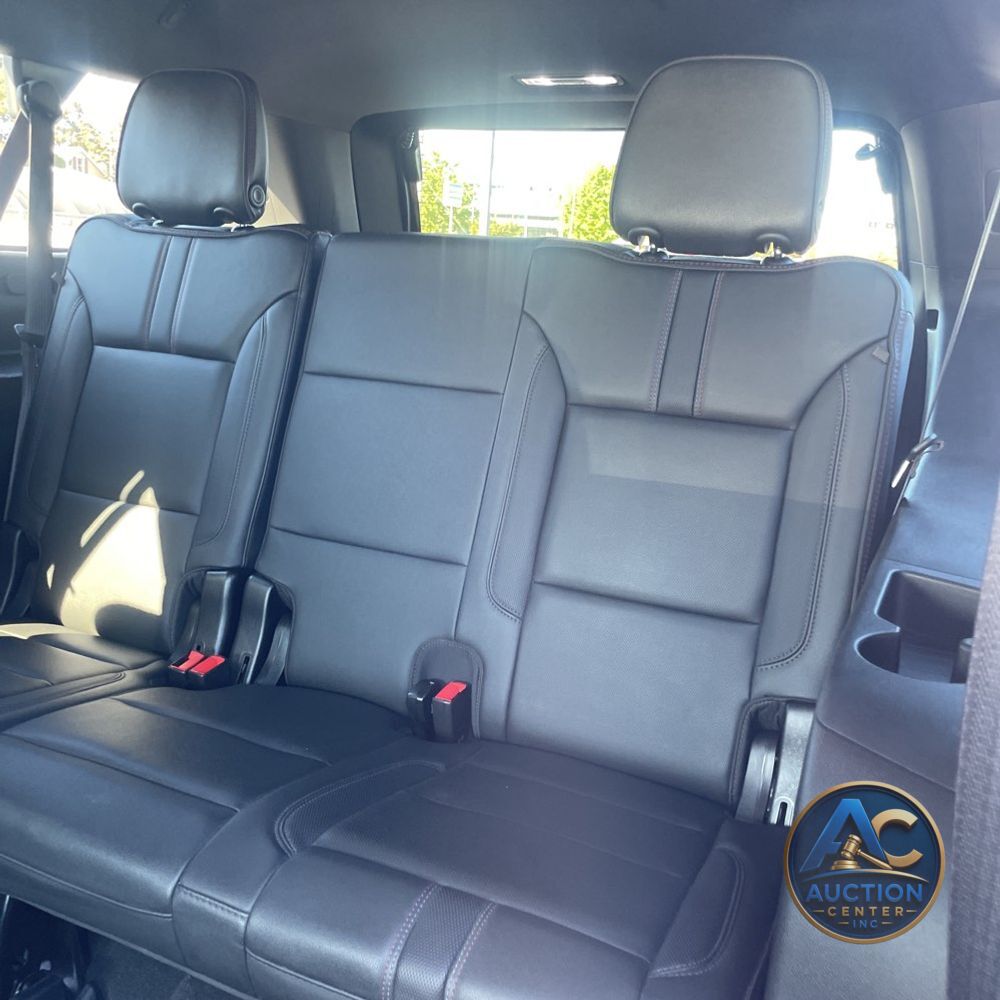 2022 Chevrolet Suburban RST