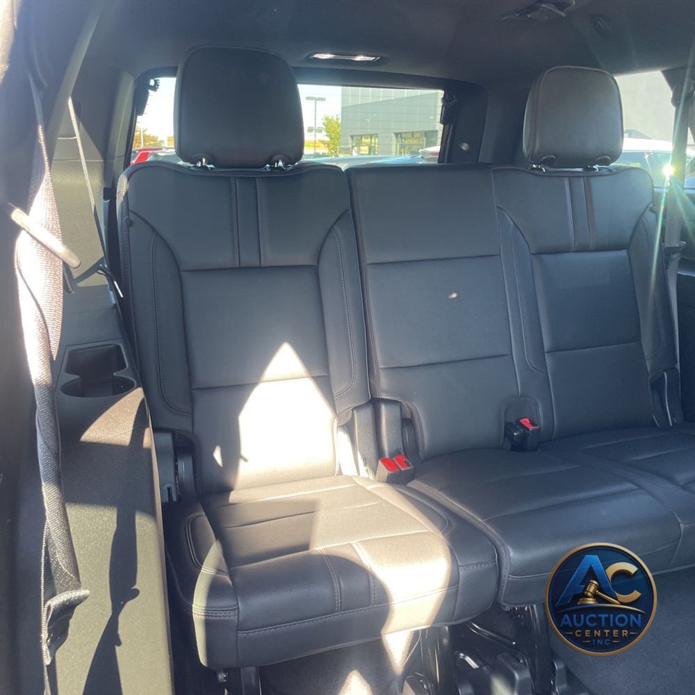 2022 Chevrolet Suburban RST