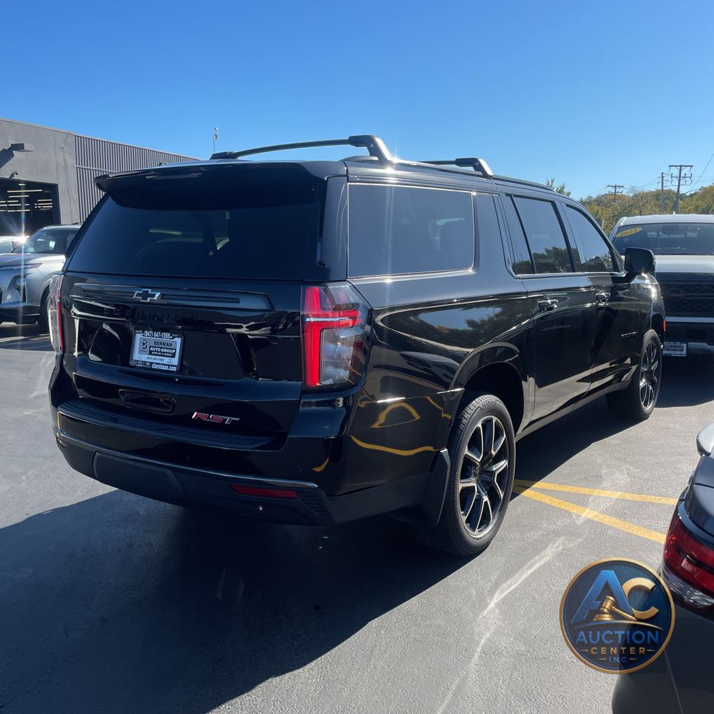 2022 Chevrolet Suburban RST