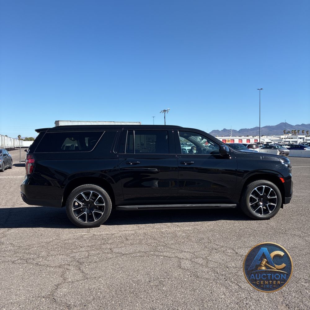 2024 Chevrolet Suburban RST