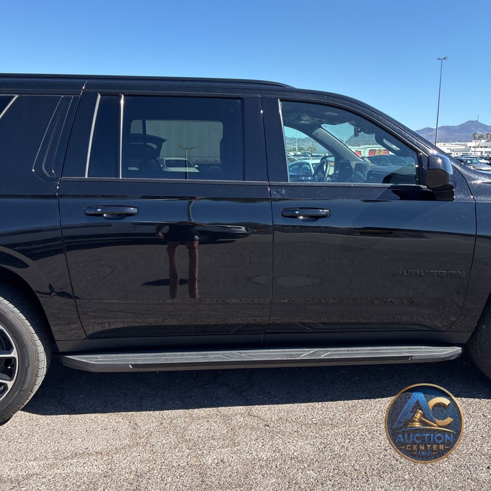 2024 Chevrolet Suburban RST