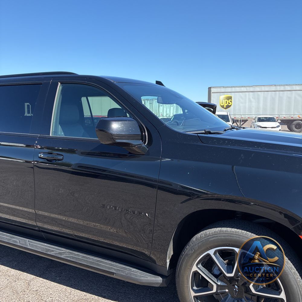 2024 Chevrolet Suburban RST