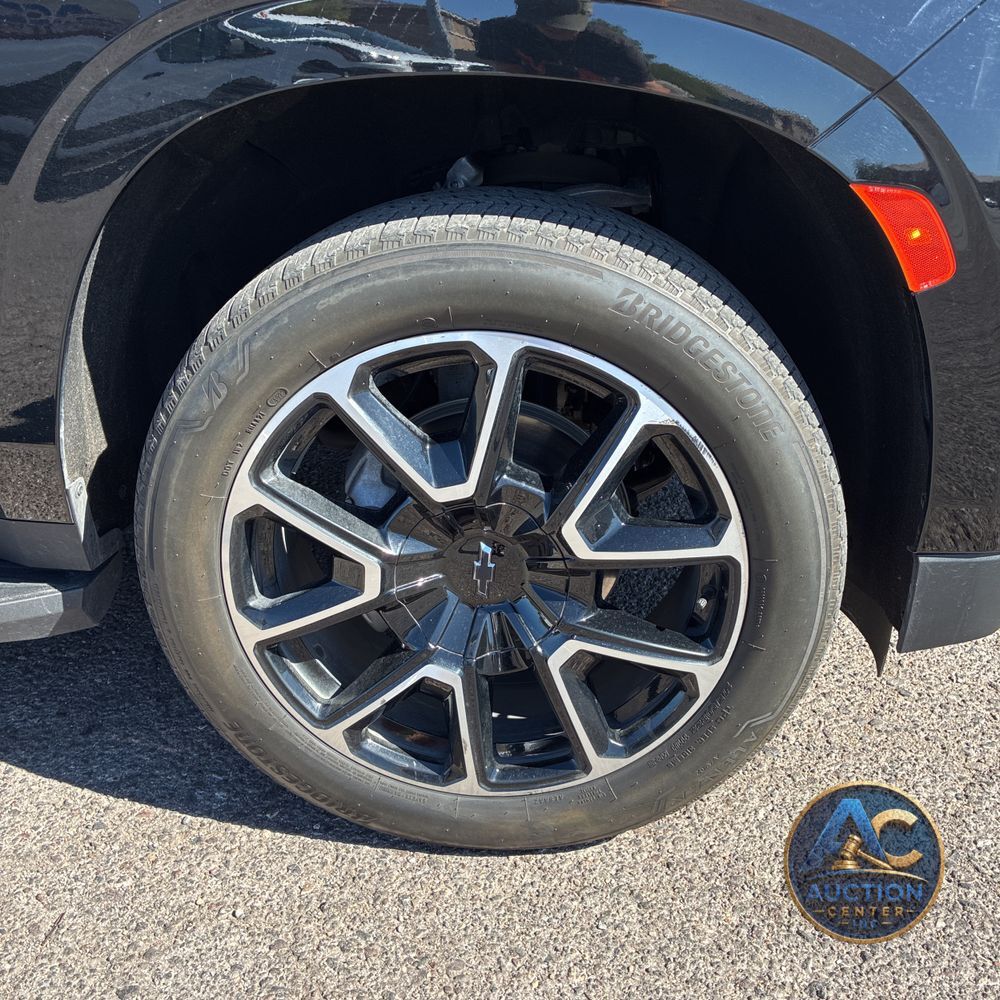 2024 Chevrolet Suburban RST