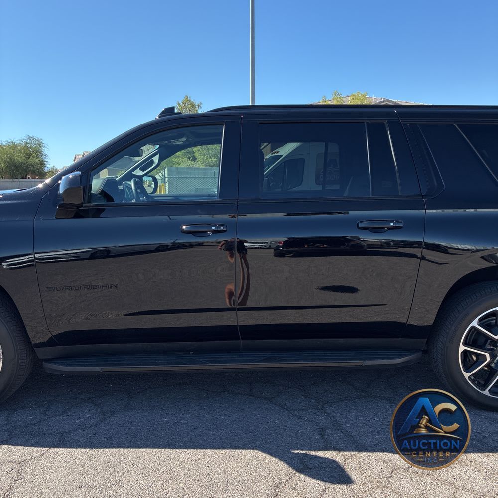 2024 Chevrolet Suburban RST