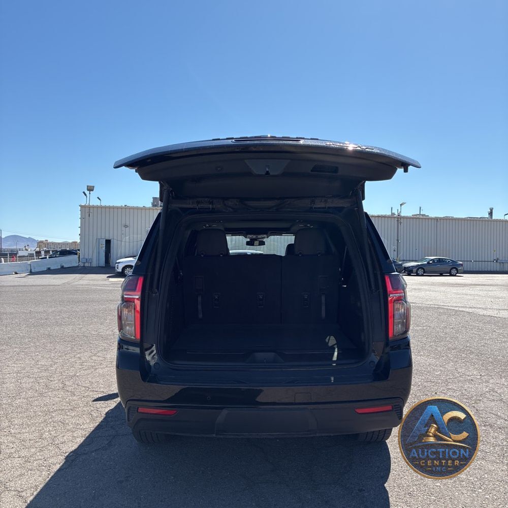 2024 Chevrolet Suburban RST
